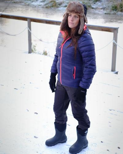 Vinter jacka helfigur